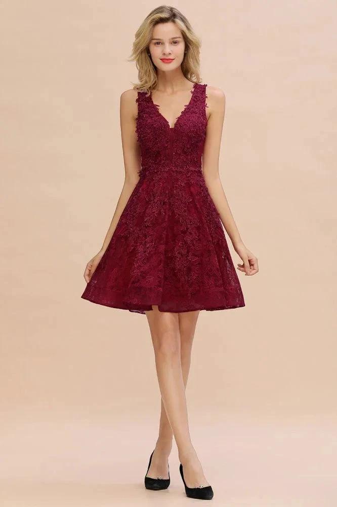Stylish V-Neck Floral Appliques Homecoming Dress Knee-Length Sleeveless Party Dress