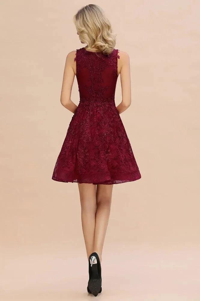 Stylish V-Neck Floral Appliques Homecoming Dress Knee-Length Sleeveless Party Dress