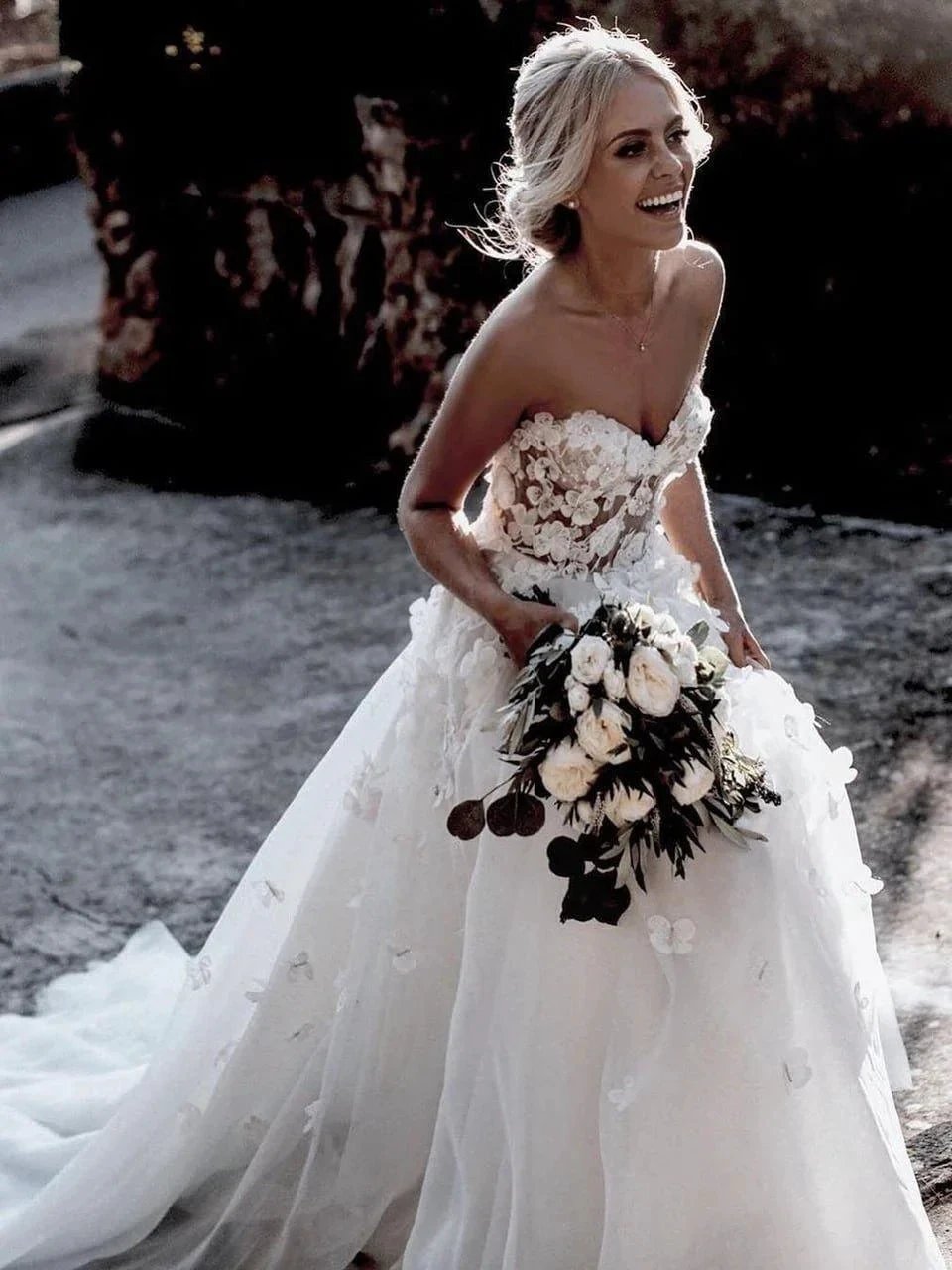 Sweetheart A-line Wedding Dresses Tulle Appliqued Gowns  WD466