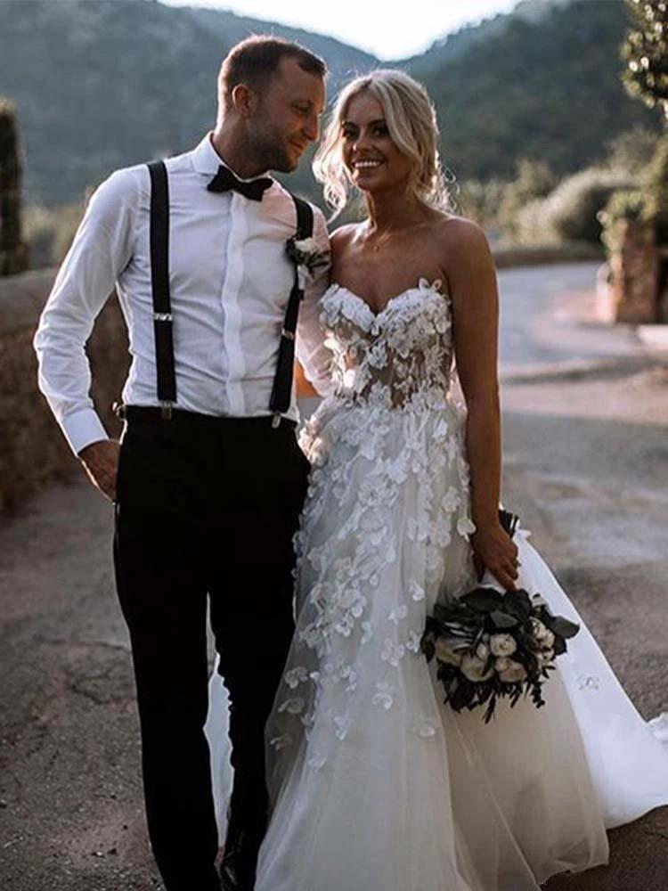 Sweetheart Neck Tulle Wedding Dresses Appliqued Wedding Gowns   WD327
