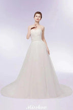 Sweetheart Strapless A-line Feathers Tulle Wedding Dresses