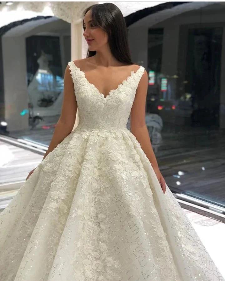 Vintage Long A-Line V-neck Appliques Lace Sequins Wedding Dress